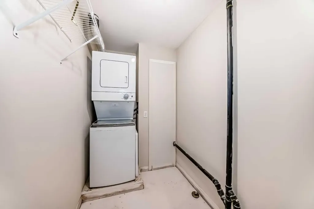 820 9a Street NE Calgary AB T2E 4L6