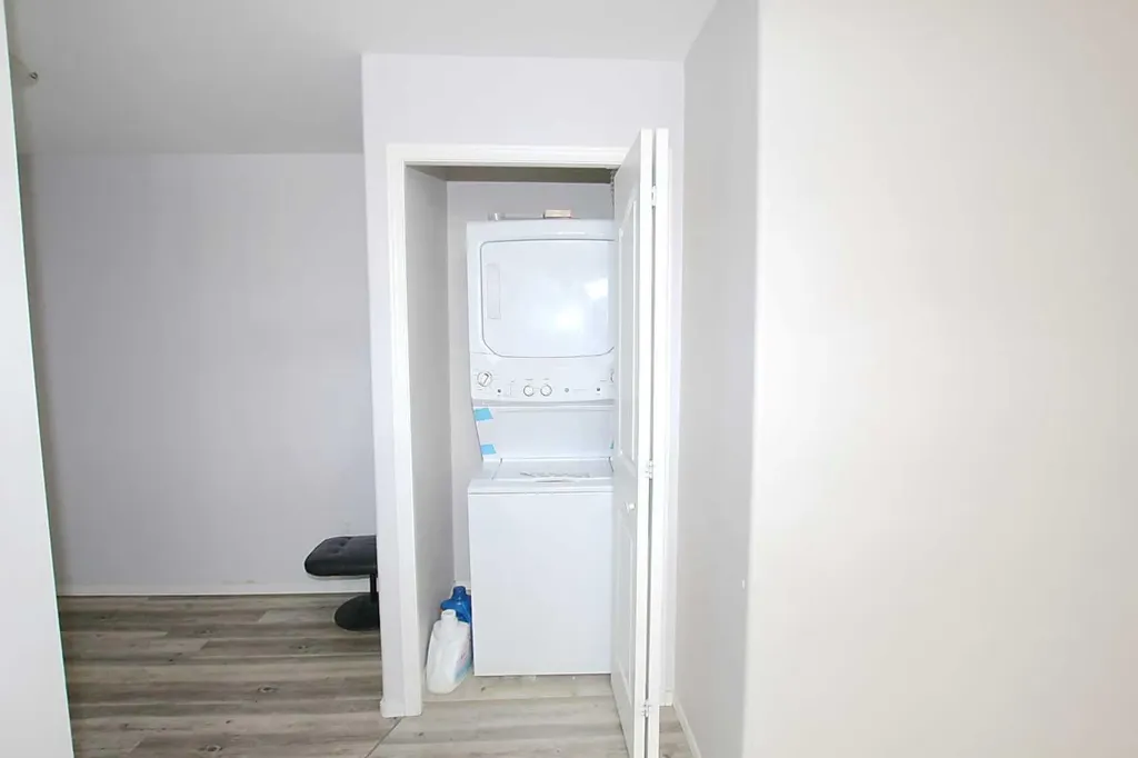 12A Ironside Street Red Deer AB T4R 3R6