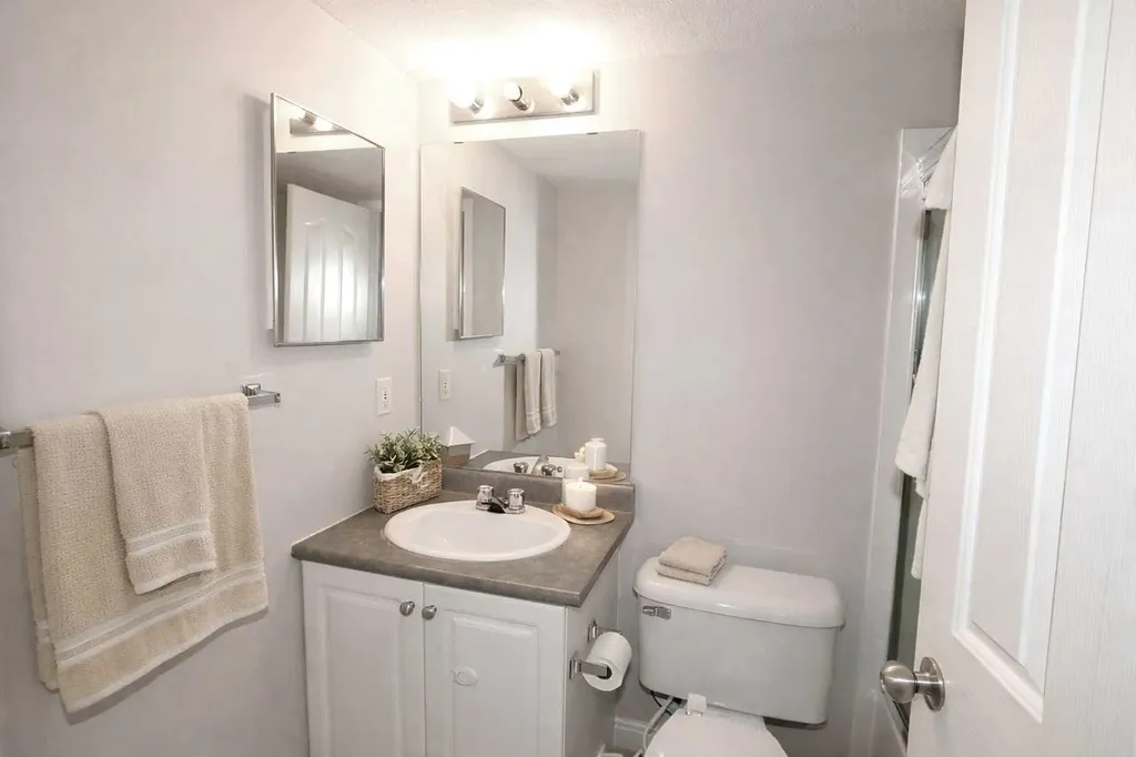 12A Ironside Street Red Deer AB T4R 3R6