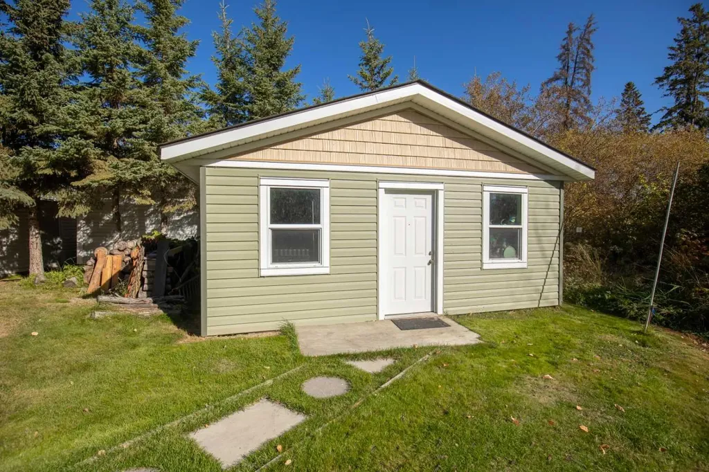 41513 Highway 771 Rural Lacombe County AB T0C 0J0