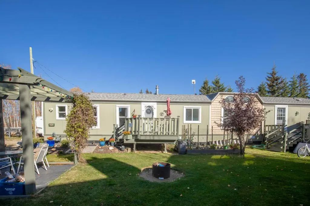 41513 Highway 771 Rural Lacombe County AB T0C 0J0