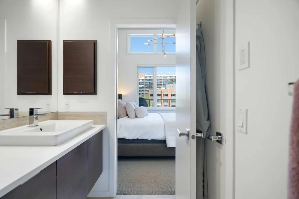 1719 9a Street SW Calgary AB T2T 6S3