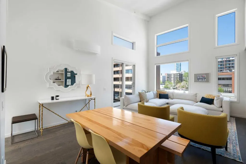 1719 9a Street SW Calgary AB T2T 6S3