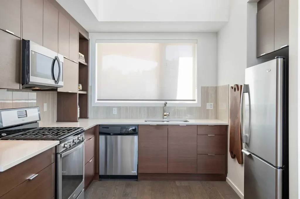 1719 9a Street SW Calgary AB T2T 6S3