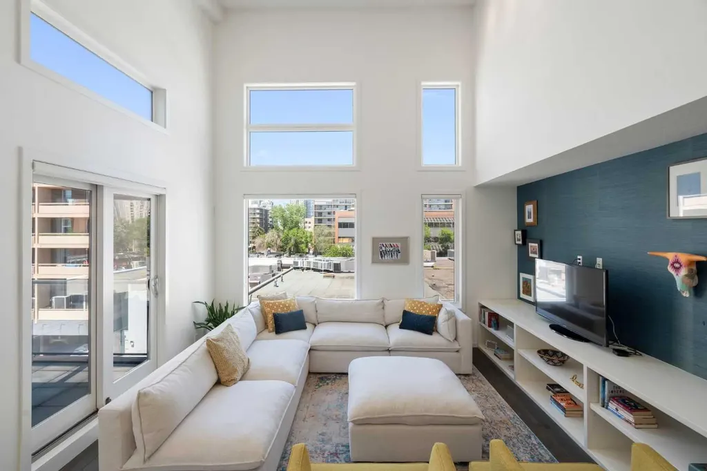 1719 9a Street SW Calgary AB T2T 6S3