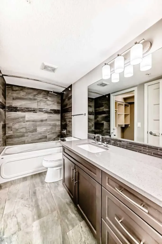 10 Market Boulevard SE Airdrie AB T4A 0W8
