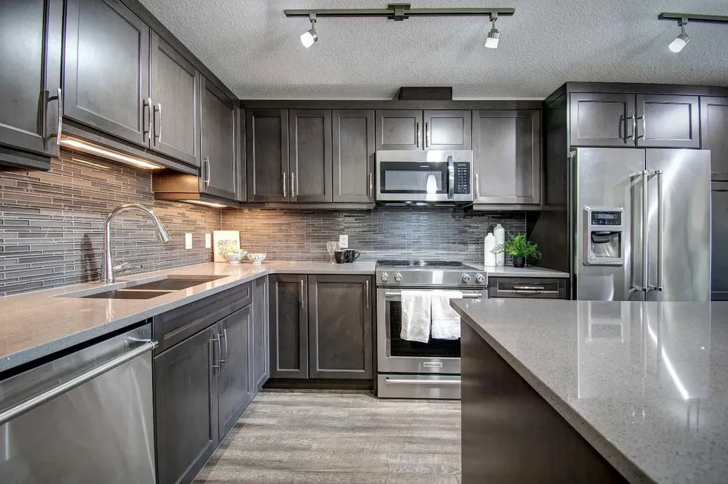 10 Market Boulevard SE Airdrie AB T4A 0W8