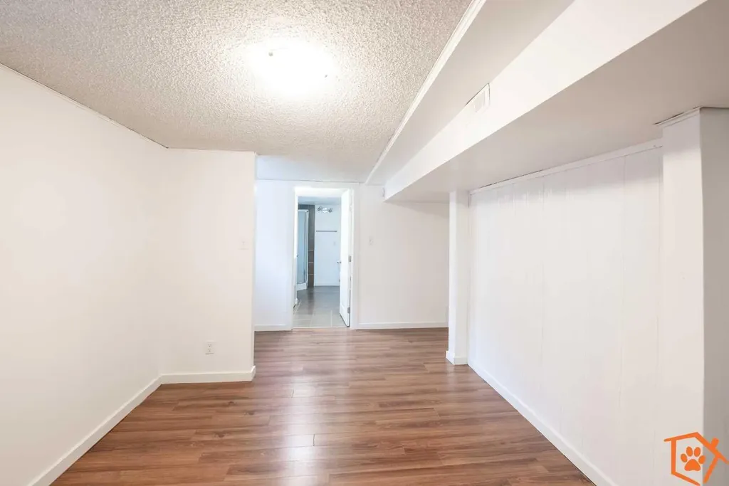 615 14 Street S Lethbridge AB T1J 2Y2