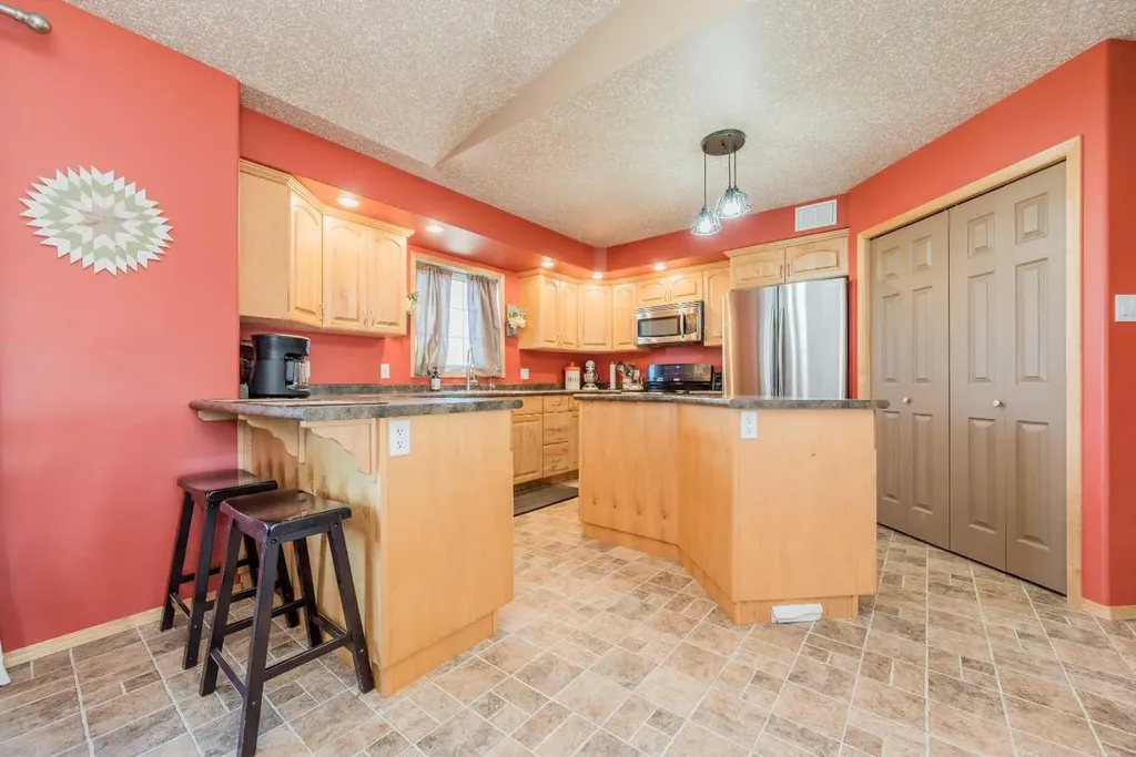 734082B Range Road 51 Sexsmith AB T0H 3C0