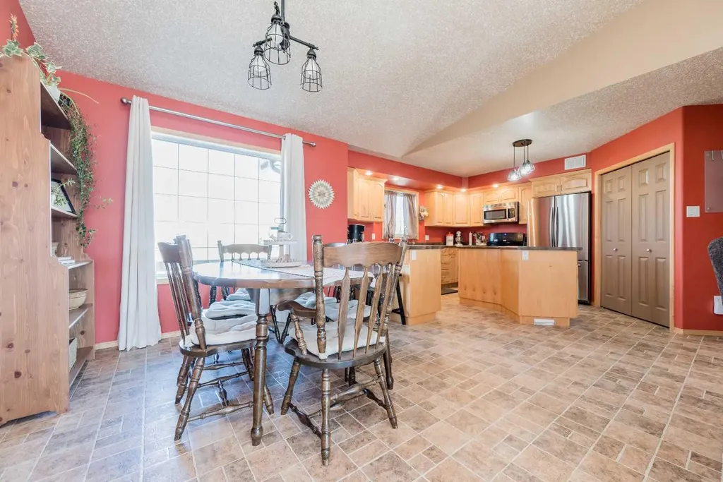 734082B Range Road 51 Sexsmith AB T0H 3C0