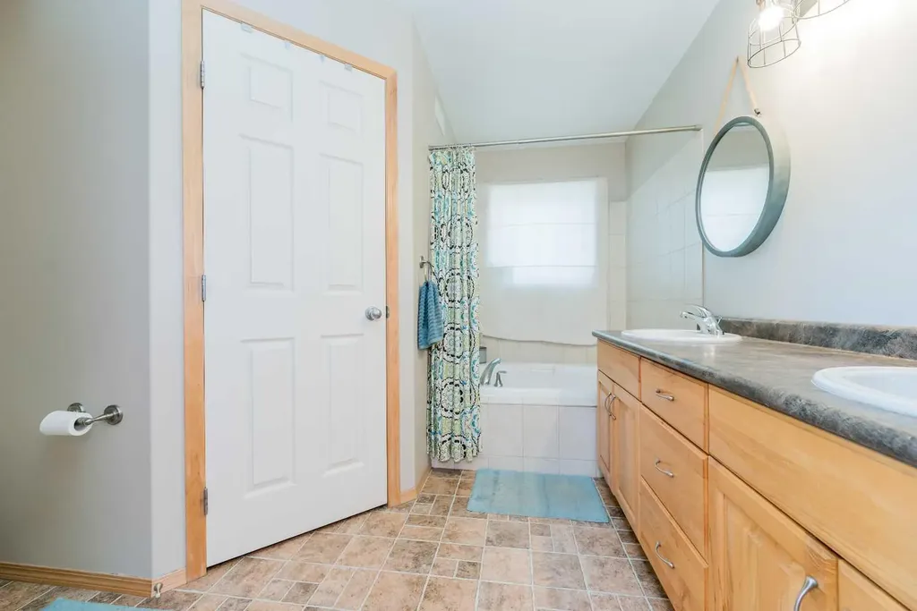 734082B Range Road 51 Sexsmith AB T0H 3C0