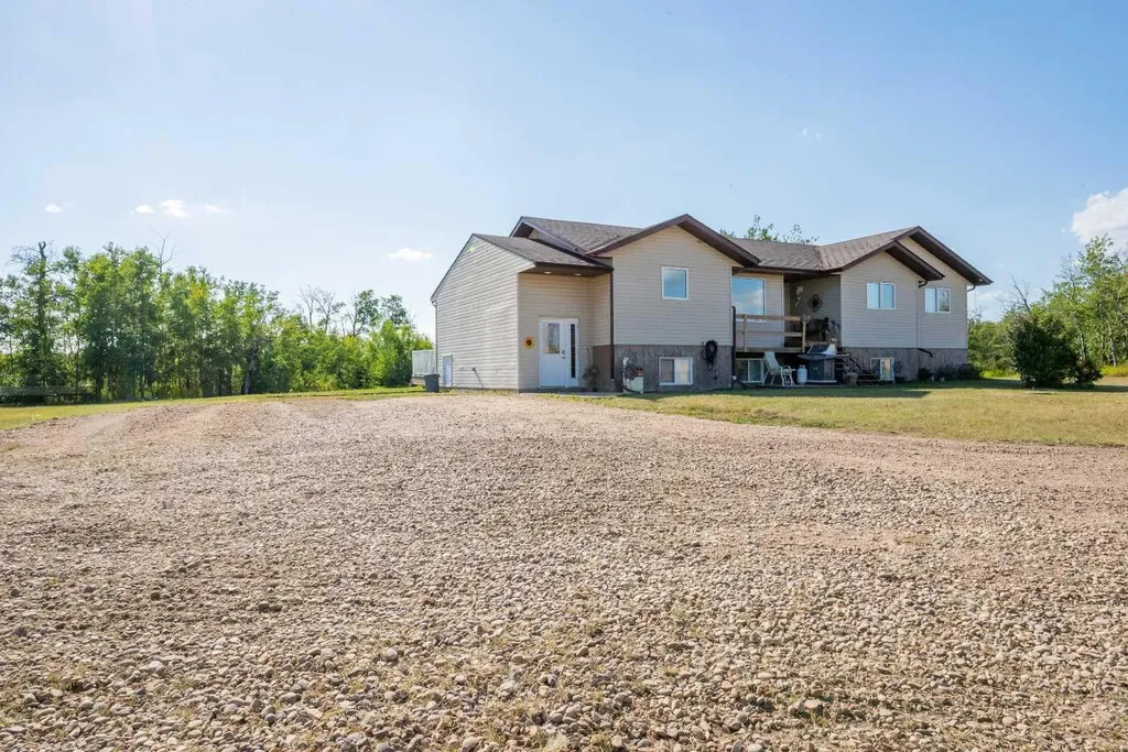 734082B Range Road 51 Sexsmith AB T0H 3C0