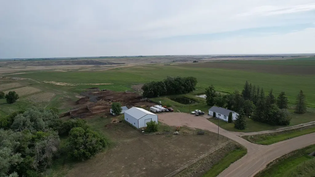 Hays AB, 162 Hays Road 30 N