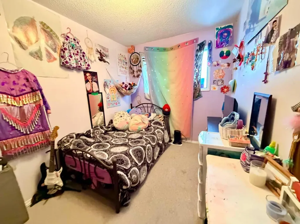 5126 56 Street Rocky Mountain House AB T4T 1L5