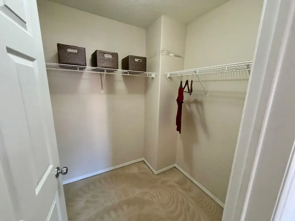 613 Squamish Lane W Lethbridge AB T1K 7W7