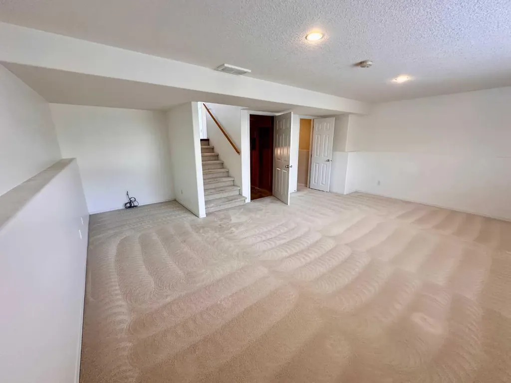613 Squamish Lane W Lethbridge AB T1K 7W7