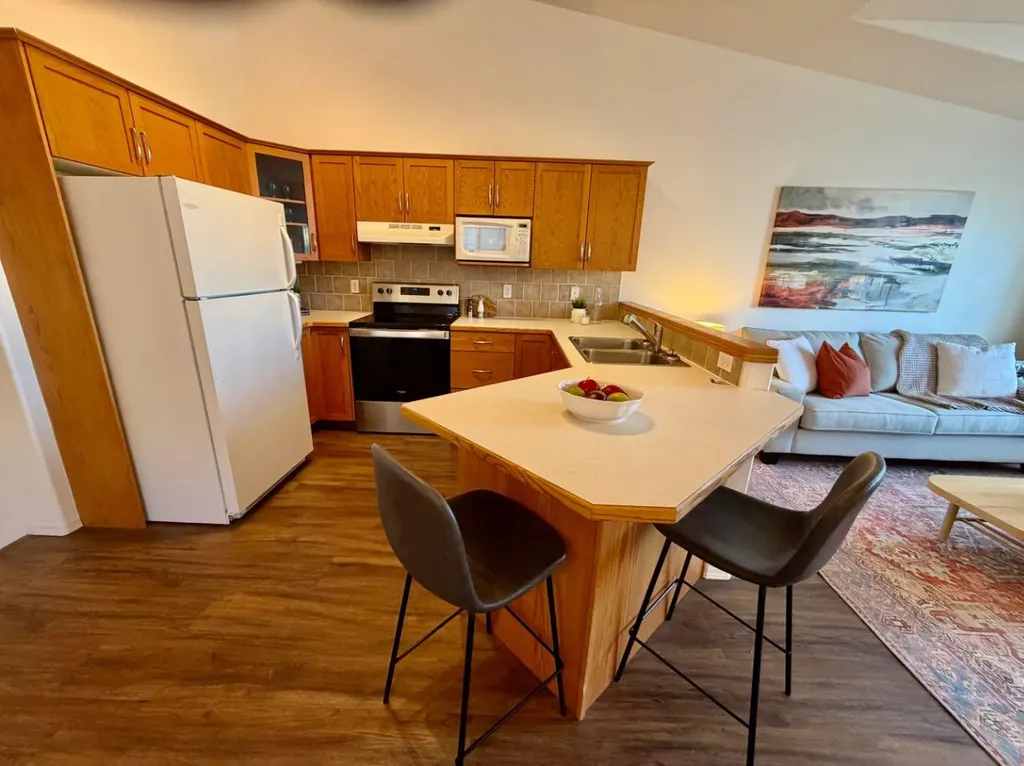 613 Squamish Lane W Lethbridge AB T1K 7W7