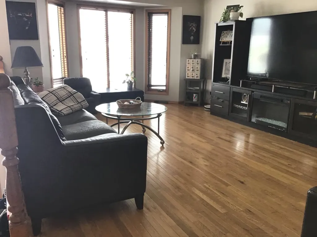 29 Lyons Crescent Whitecourt AB T7S 1B9