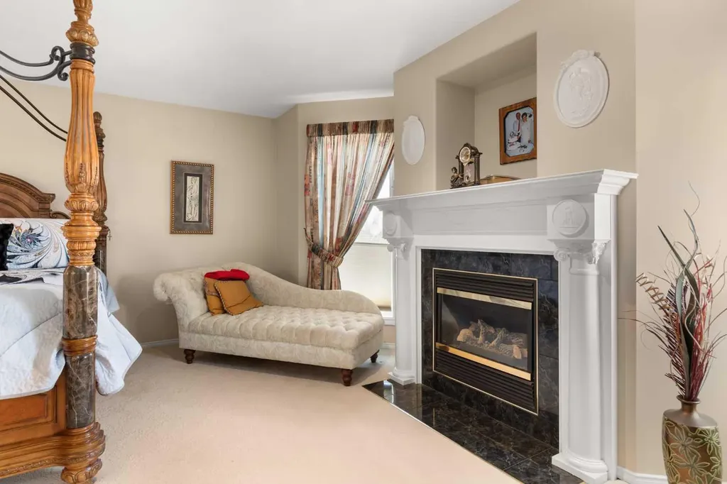 22 Turner Crescent SE Medicine Hat AB T1B4K9