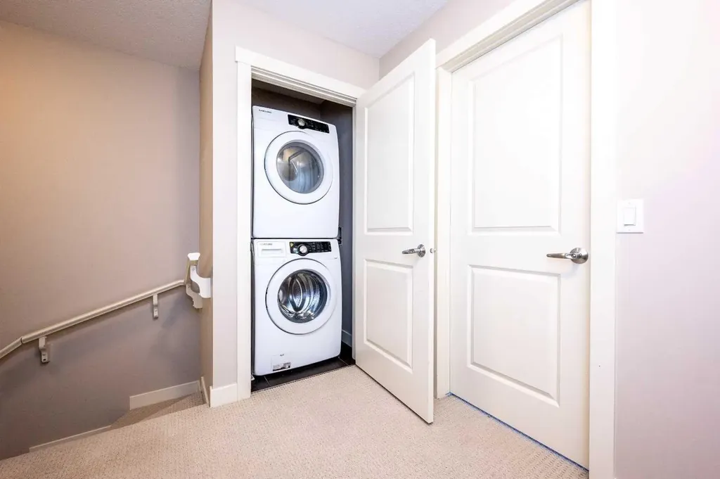 57 Aspen Hills Common SW Calgary AB T3H0R7