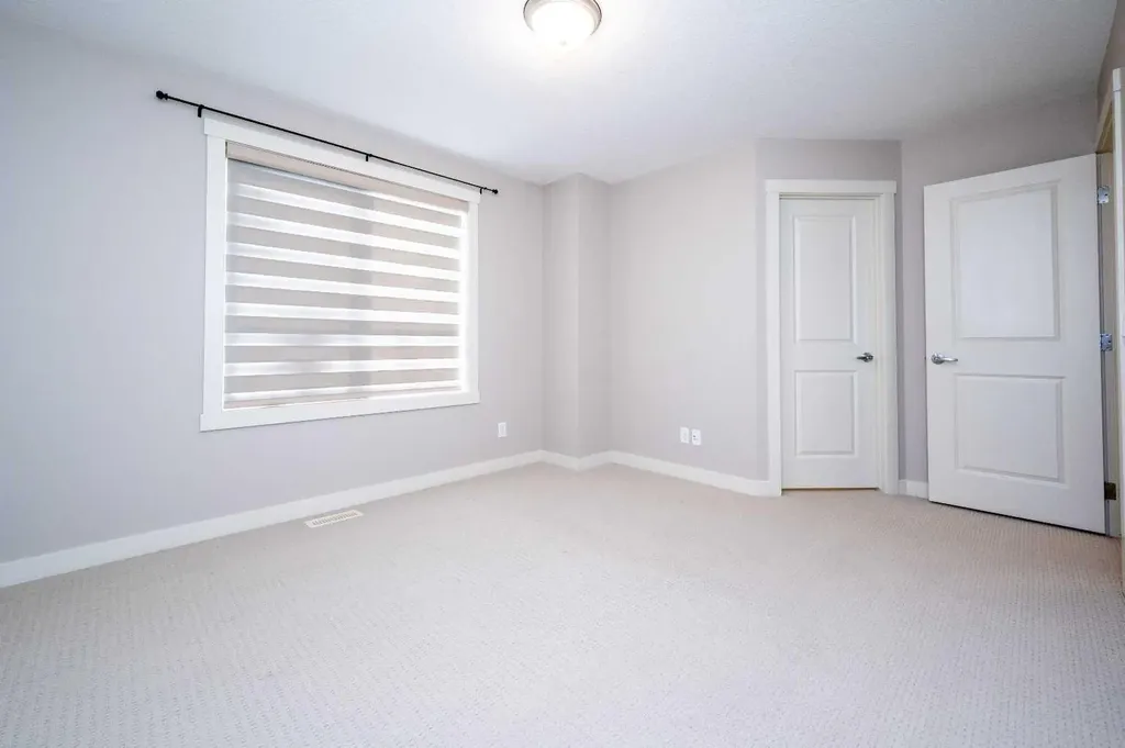 57 Aspen Hills Common SW Calgary AB T3H0R7
