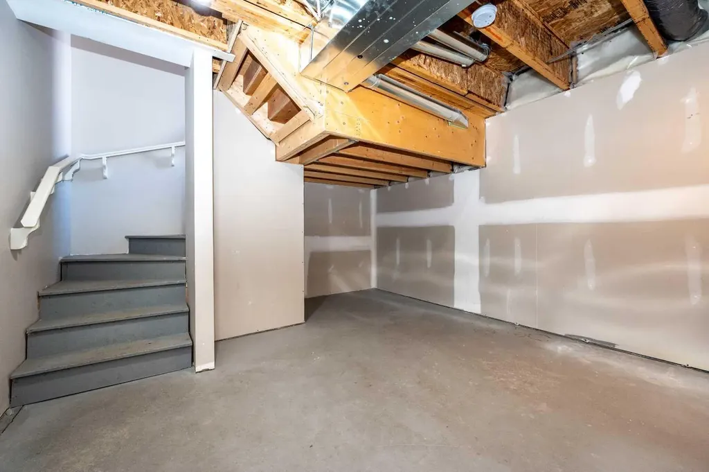 57 Aspen Hills Common SW Calgary AB T3H0R7