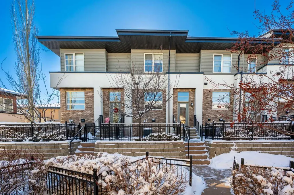 57 Aspen Hills Common SW Calgary AB T3H0R7