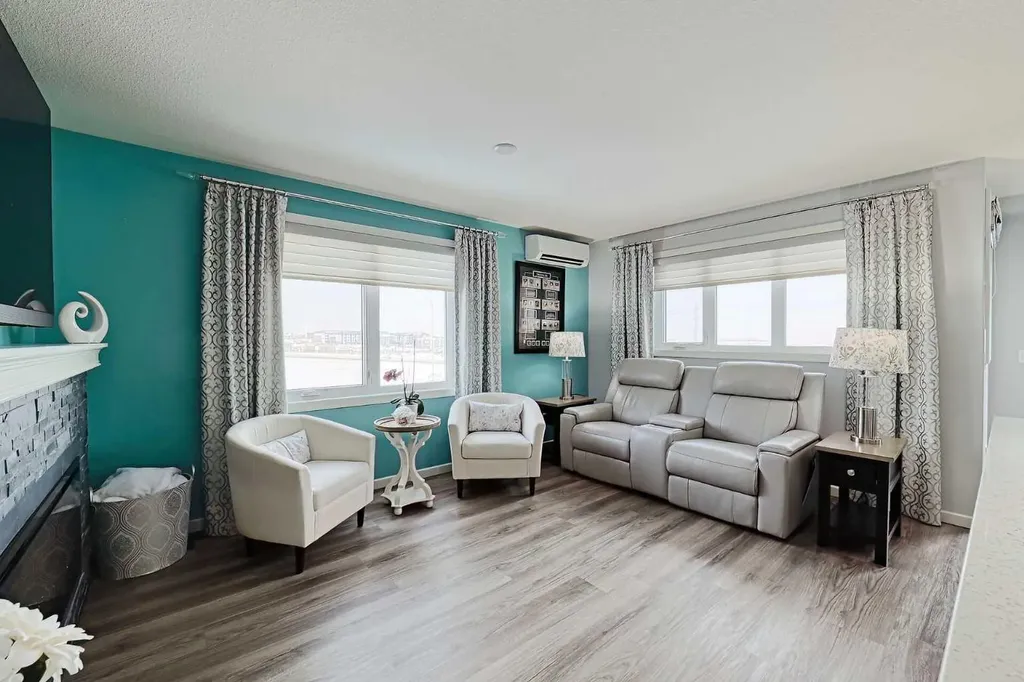 450 Kincora Glen Road NW Calgary AB T3R 1S2