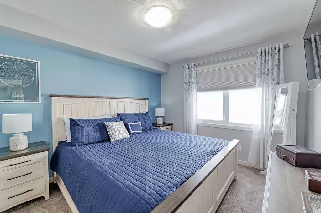 450 Kincora Glen Road NW Calgary AB T3R 1S2