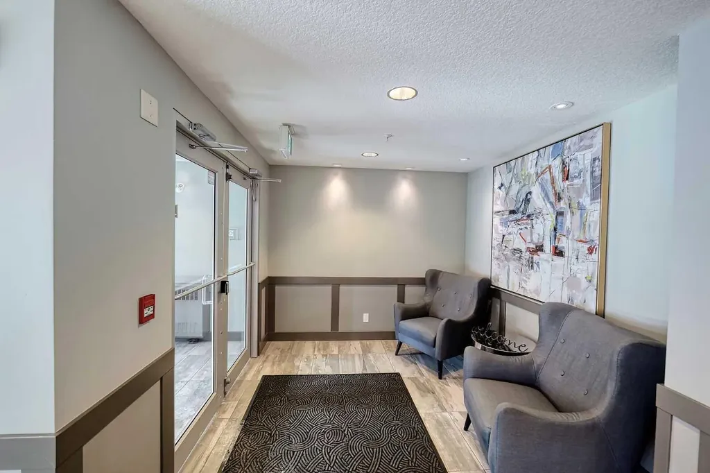 450 Kincora Glen Road NW Calgary AB T3R 1S2