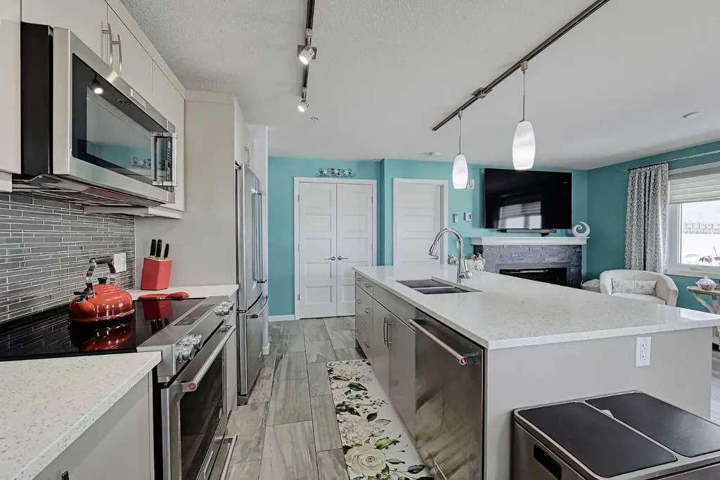 450 Kincora Glen Road NW Calgary AB T3R 1S2