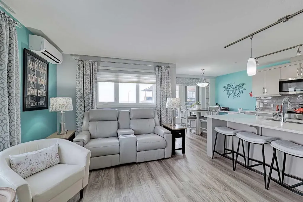 450 Kincora Glen Road NW Calgary AB T3R 1S2