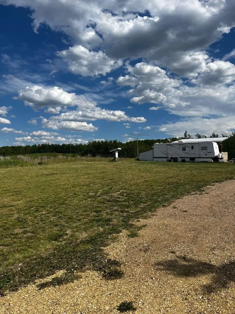 15 Ranch Road White Sands AB T0C2L0