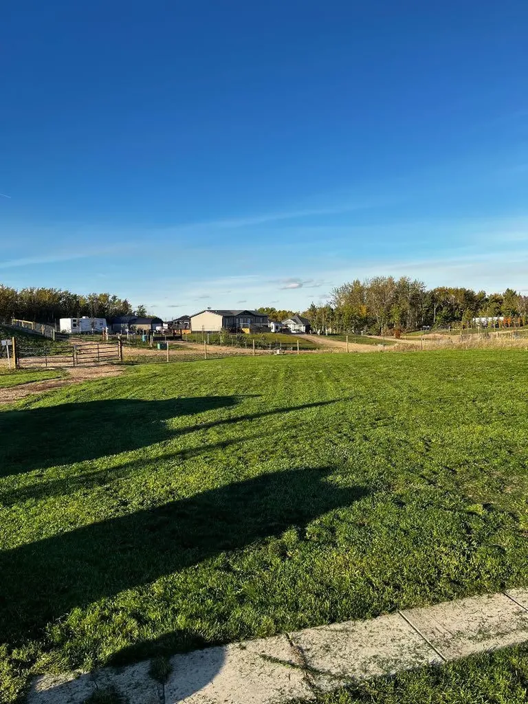 15 Ranch Road White Sands AB T0C2L0
