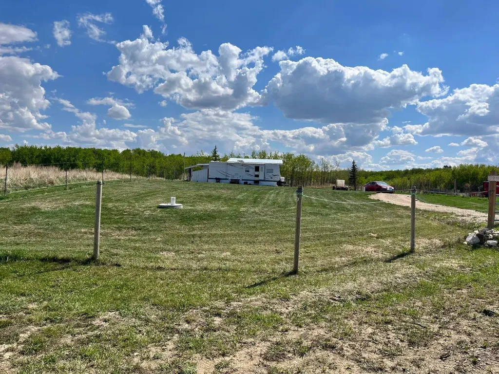 15 Ranch Road White Sands AB T0C2L0