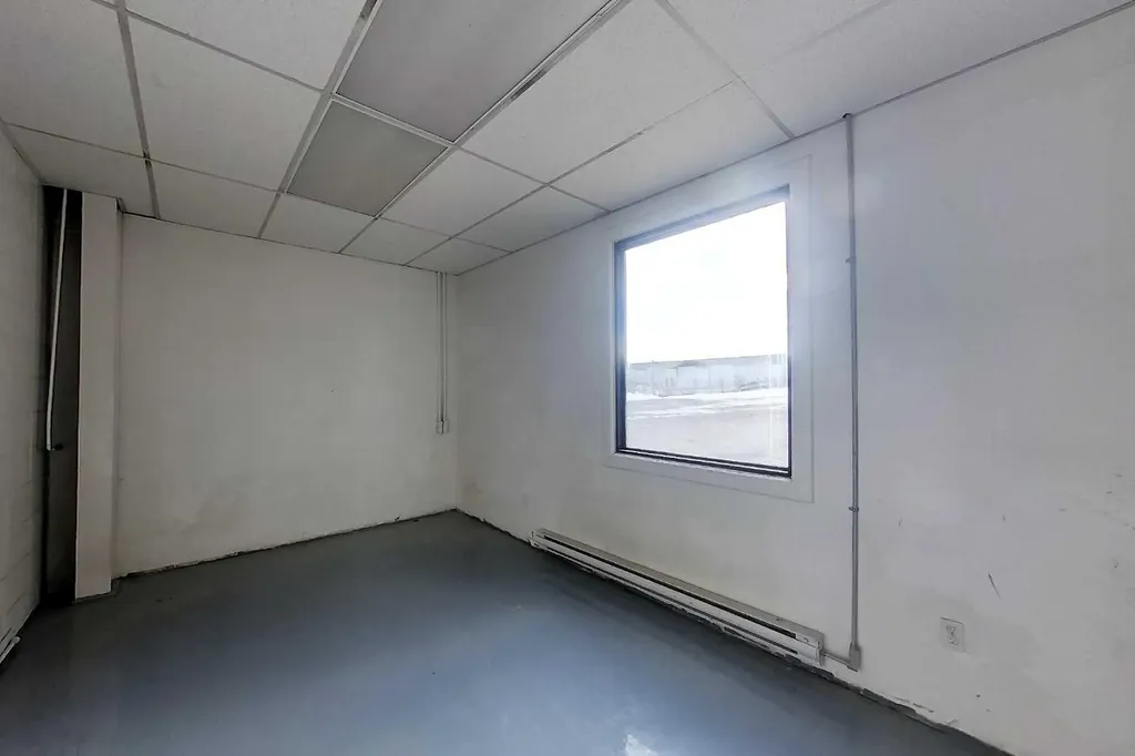 308 56 Street Edson AB T7E 1L6