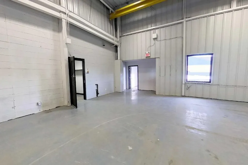 308 56 Street Edson AB T7E 1L6