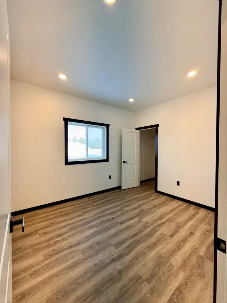 10406 105a Avenue La Crete AB T0H2H0