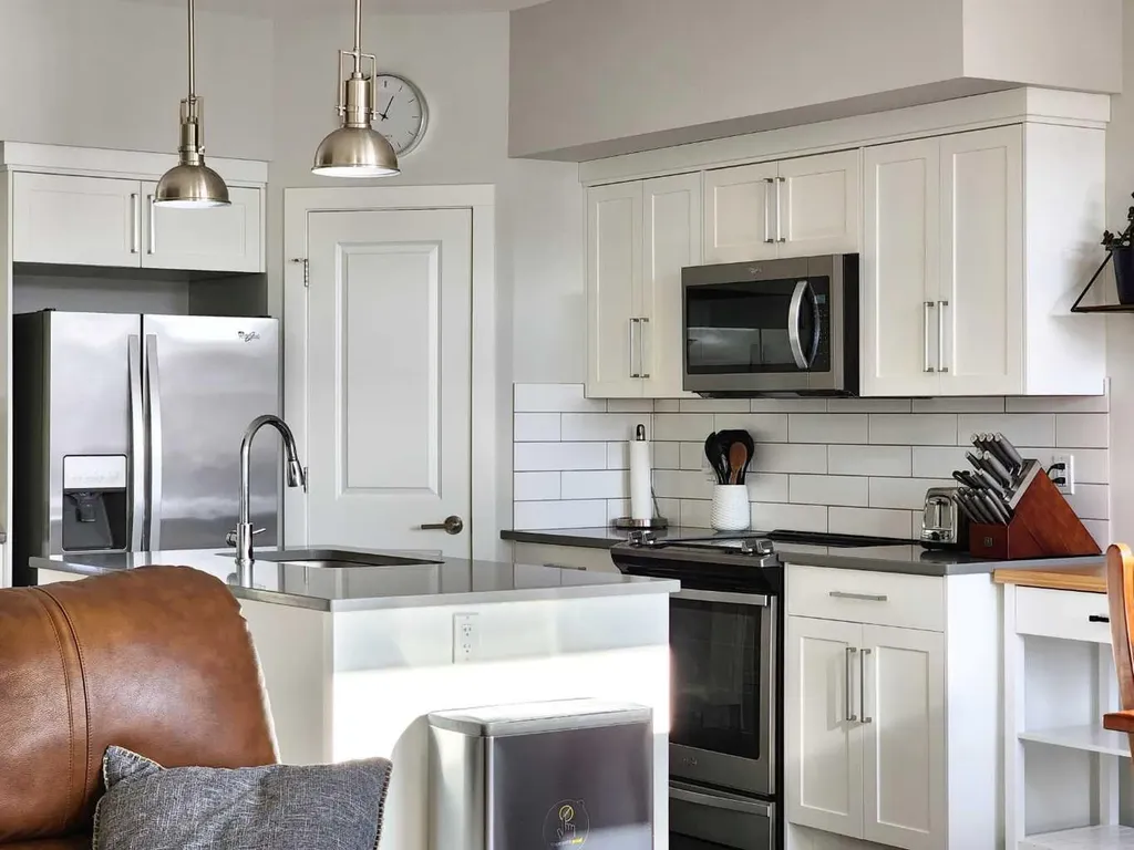 69 Aquitania Circle W Lethbridge AB T1J 5M5
