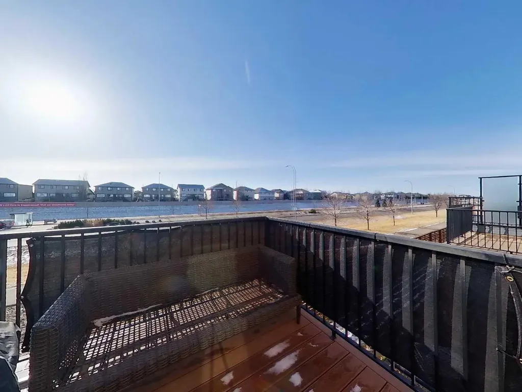 69 Aquitania Circle W Lethbridge AB T1J 5M5