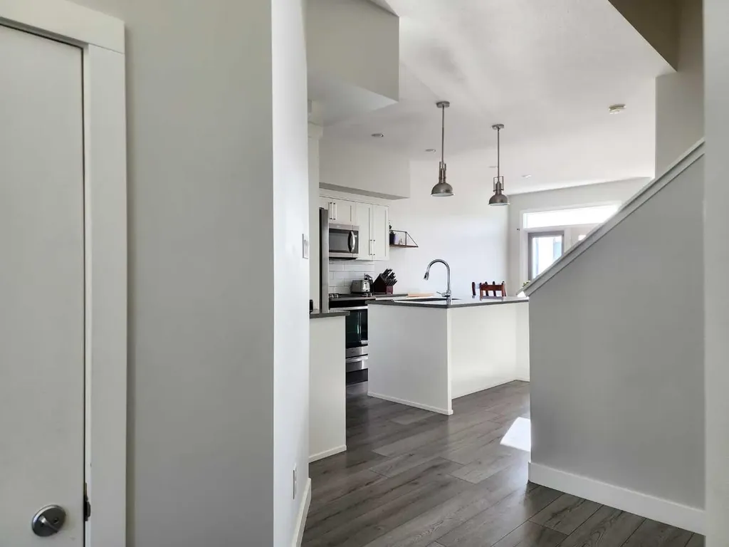 69 Aquitania Circle W Lethbridge AB T1J 5M5