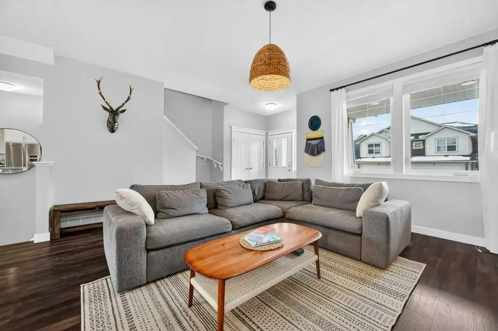 92 Fireside Crescent Cochrane AB T4C 2A3