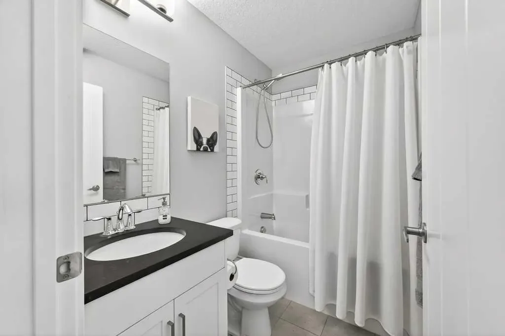 92 Fireside Crescent Cochrane AB T4C 2A3
