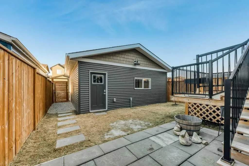 92 Fireside Crescent Cochrane AB T4C 2A3