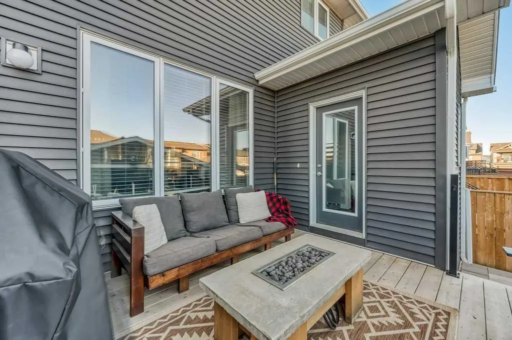 92 Fireside Crescent Cochrane AB T4C 2A3