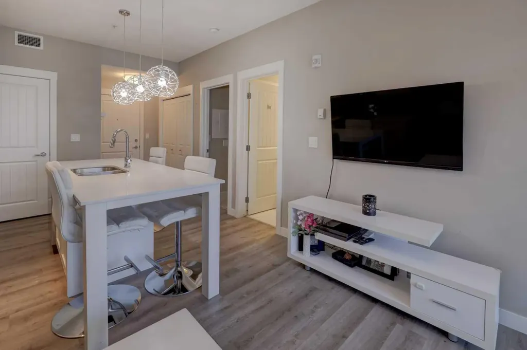 100 Auburn Meadows Common SE Calgary AB T3M 2X7