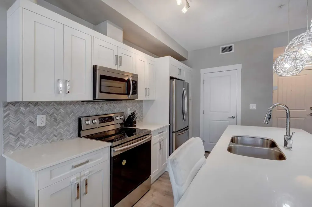 100 Auburn Meadows Common SE Calgary AB T3M 2X7