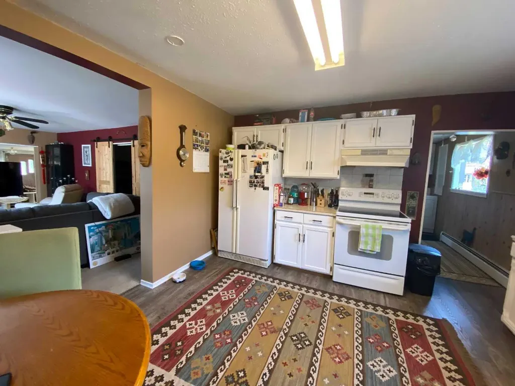 6001 16 Avenue Coleman AB T0K 0M0
