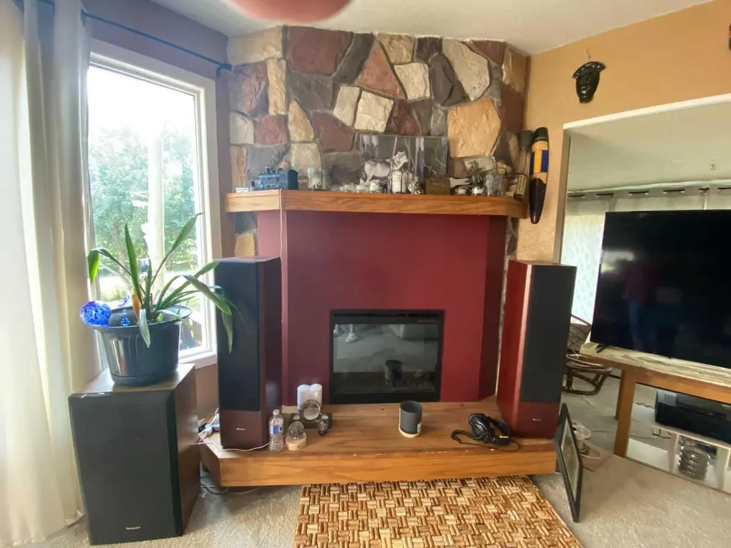 6001 16 Avenue Coleman AB T0K 0M0