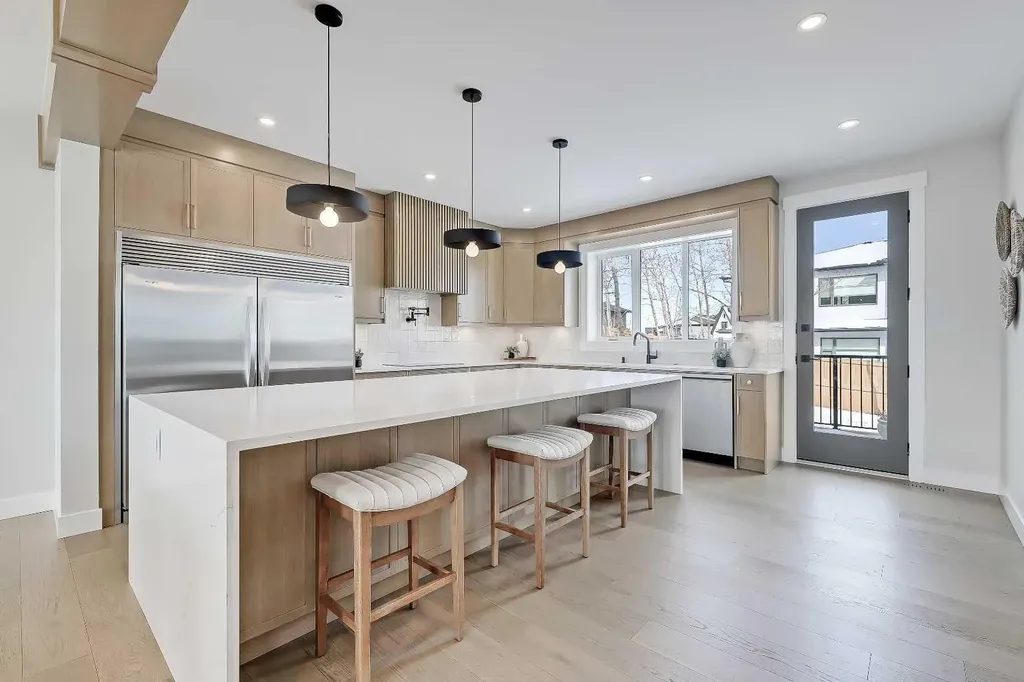 49 Rockhaven Green NW Calgary AB T3G 5H3